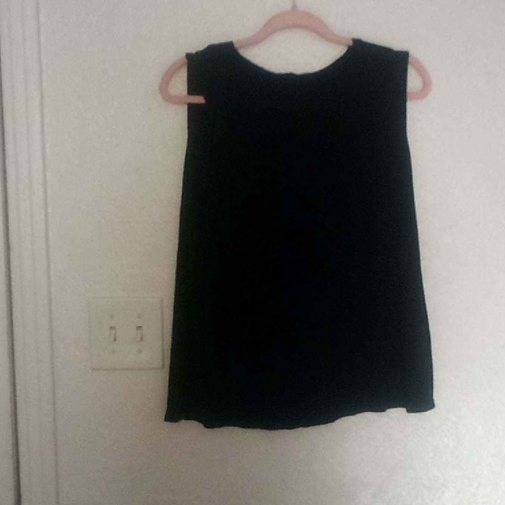 Black sleeveless tank top size extra large perfect for  summer festival or BBQ